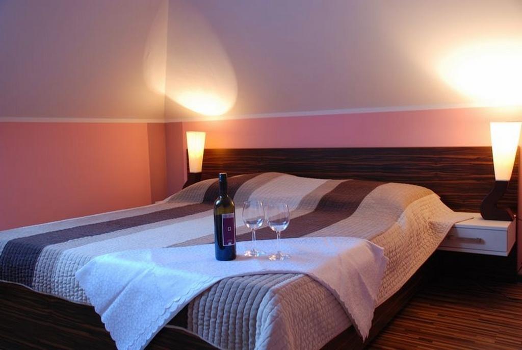 Pokoje Goscinne U Anety Wicko  Room photo