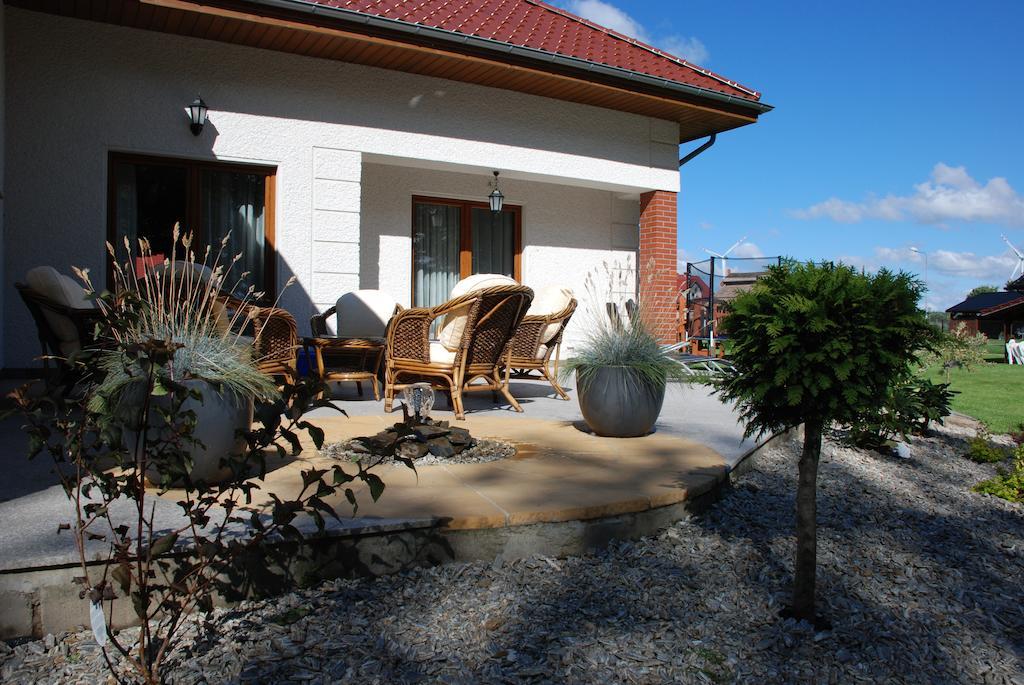 Pokoje Goscinne U Anety Wicko  Exterior photo